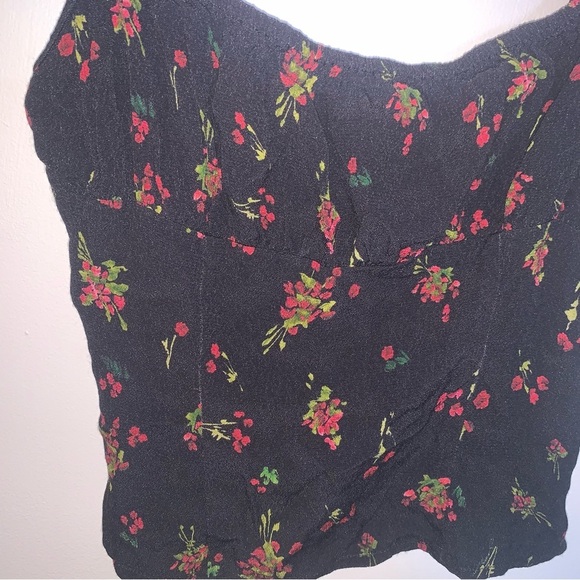 Aritzia Sunday Best Mae Floral Camisole 00 - Picture 8 of 8